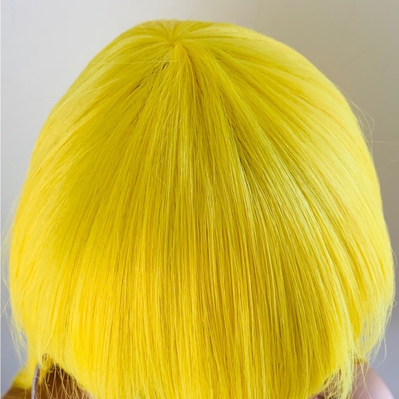 This Pretty “Put On & Go” Yellow Synthetic Wig with Bangs for Anime/Halloween.. - Picture 2 of 6